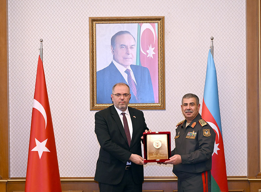 Zakir Həsənov türkiyəli rektoru qəbul edib - FOTO