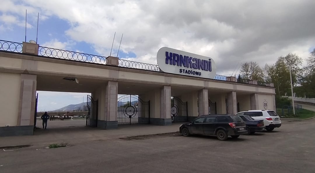 Xankəndi stadionu yenidən qurulur - FOTOLAR