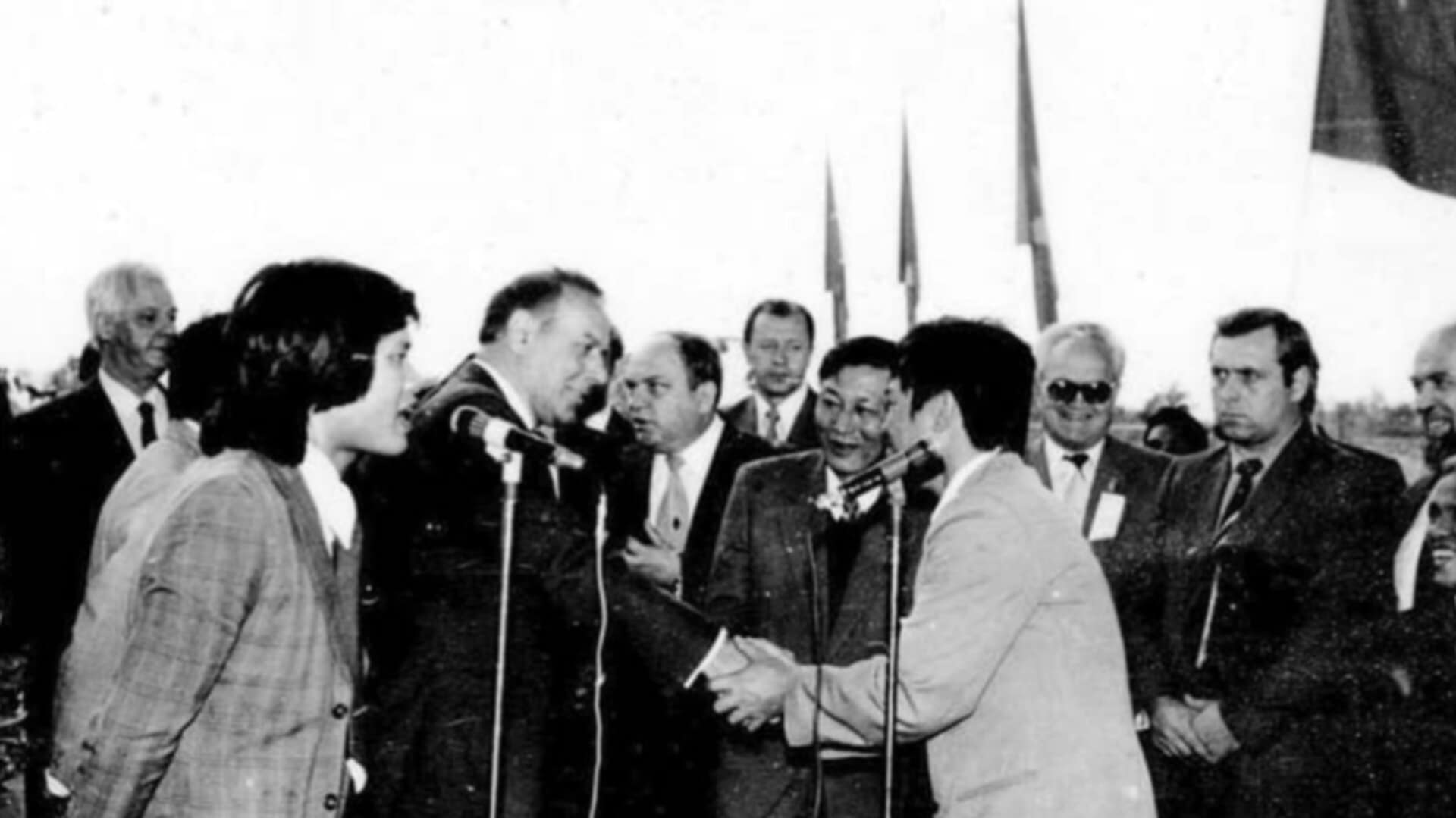 Deputat: “Birləşəndən sonra Vyetnama səfər edən ilk yüksəkvəzifəli şəxs Heydər Əliyev idi”