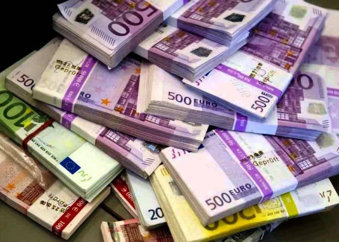 Aİ Ukraynaya 1,9 milyard avro verəcək