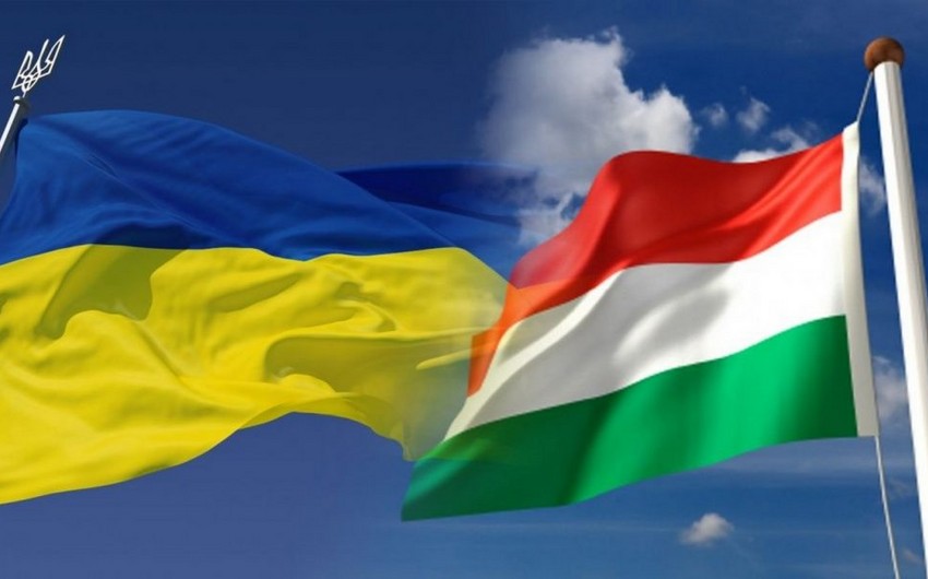 Macarıstan milli azlıqlarla bağlı Ukrayna ilə danışıqları təxirə salır