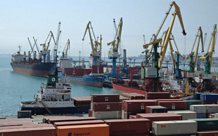 Azərbaycanda dəniz nəqliyyatı ilə yük daşımaları 13 %-ə yaxın artıb
