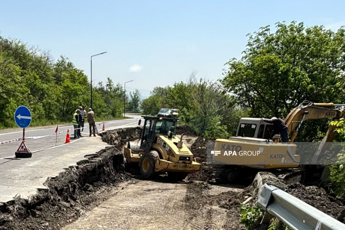 Ağsu aşırımında yenidən torpaq sürüşməsi olub