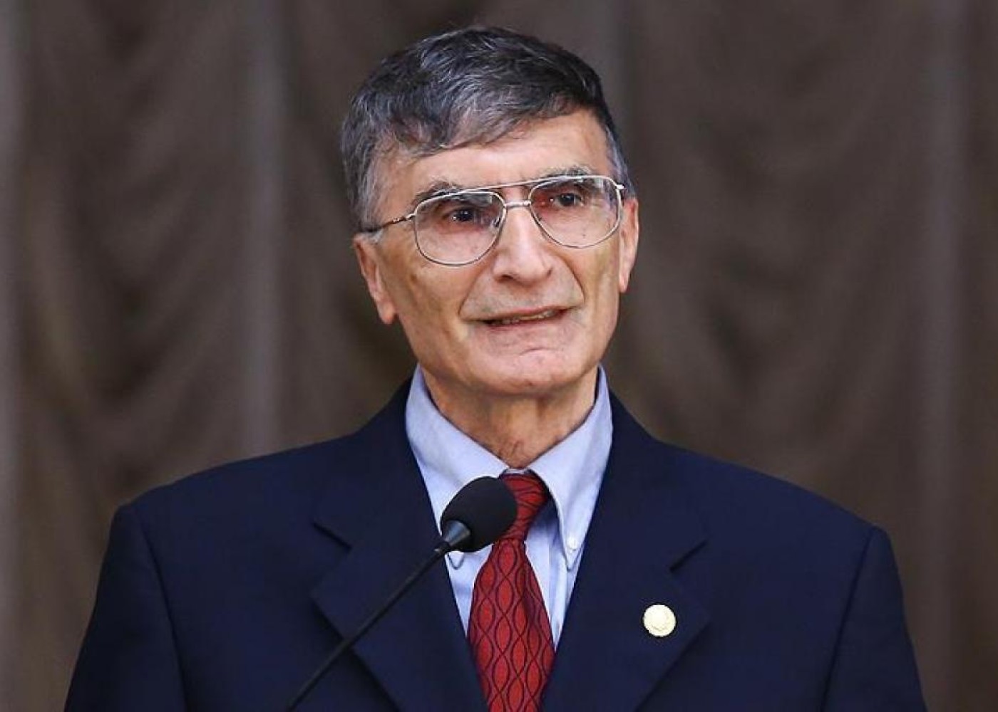 Əlişir Nəvai mükafatı ona veriləcək