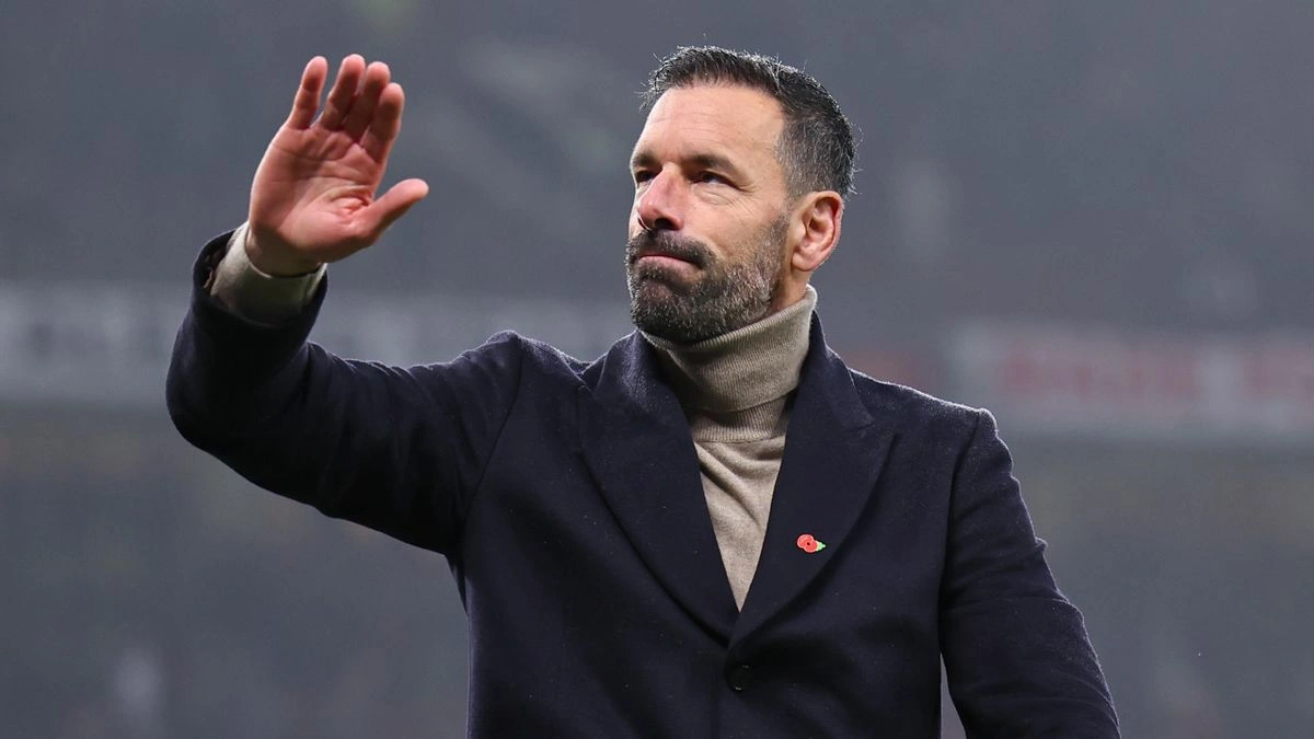 Rud Van Nistelroy "Lester Siti"dən ayrılacaq