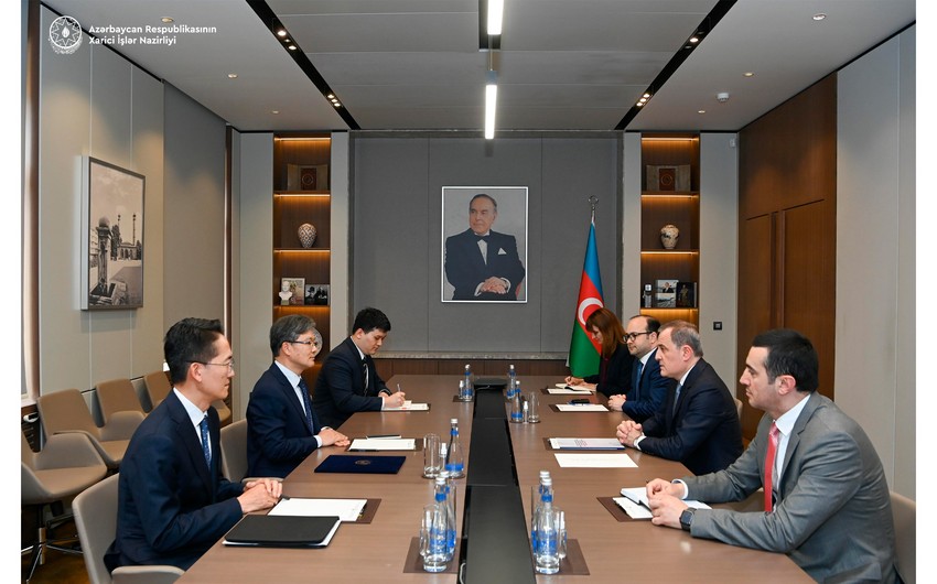 Ceyhun Bayramov Koreyanın yeni səfirini qəbul edib