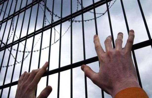 Bacısını öldürdüyü üçün həbs edilmişdi: Əfvə düşdü
