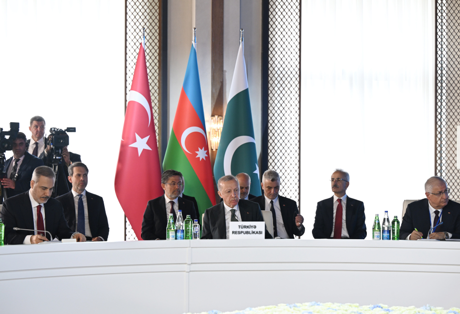 Ərdoğan: “Ankara, Bakı və İslamabad arasında həmrəylik...”