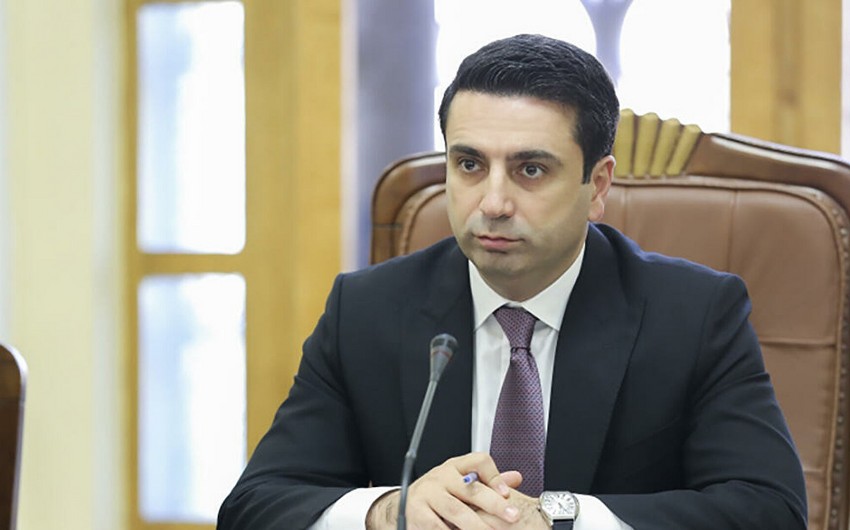 Simonyan sərsəmlədi: Ermənilər Bakıda yaşaya biləcəklər?