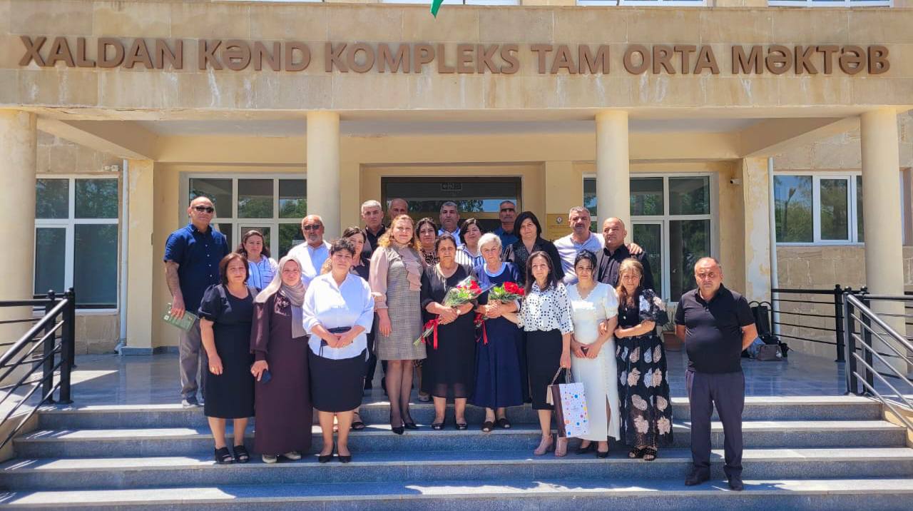 Doğma insanlarla doğma məktəbdə... - FOTOLAR