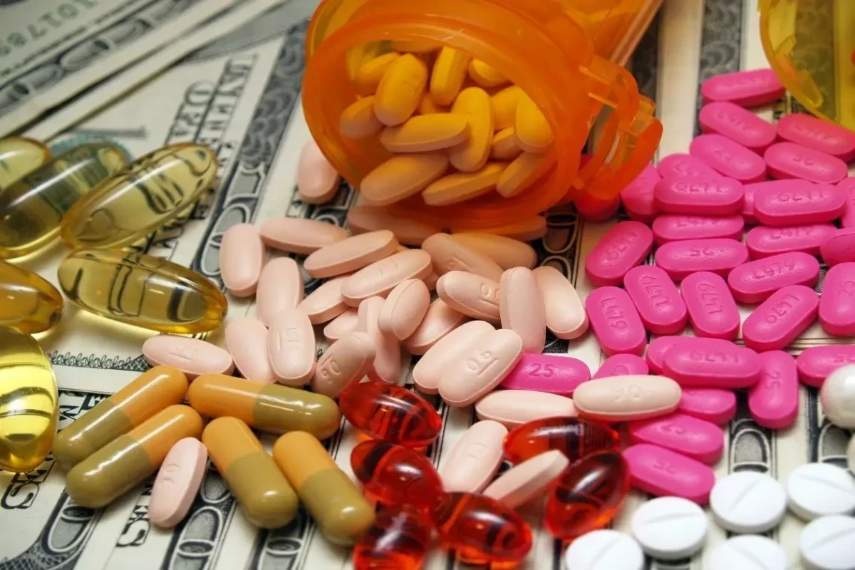 Azərbaycanda əczaçılıq məhsullarının istehsalı 55 % artıb