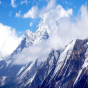 Everest zirvəsi yaxınlığında alpinist ölü tapılıb