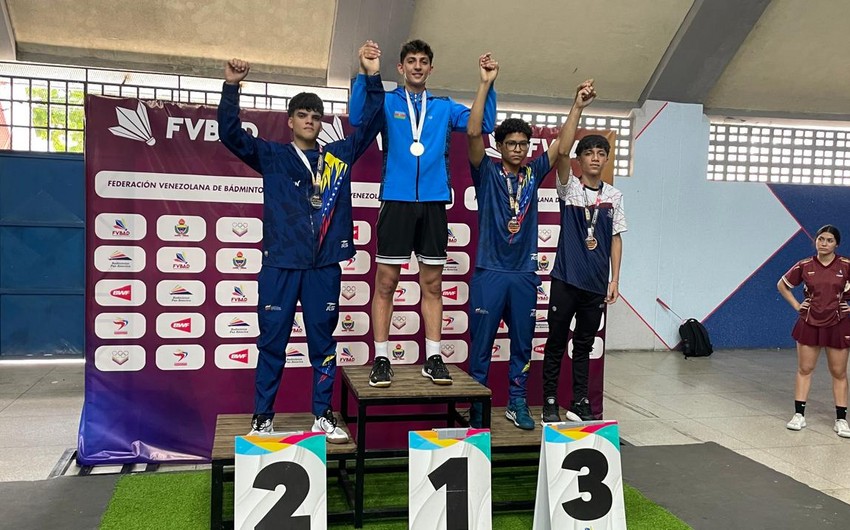 Badmintonçularımız 3 medal qazanıblar - FOTOLAR