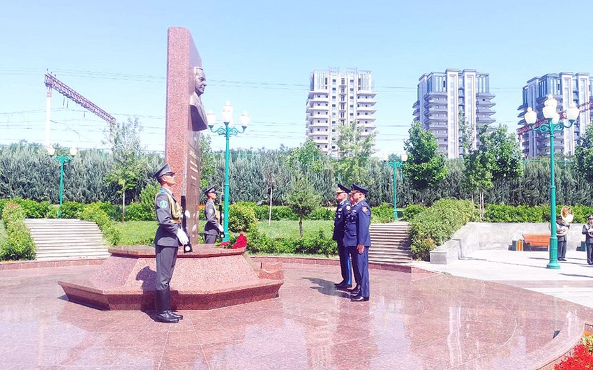 General-leytenant Namiq İslamzadə Özbəkistana gedib - FOTO