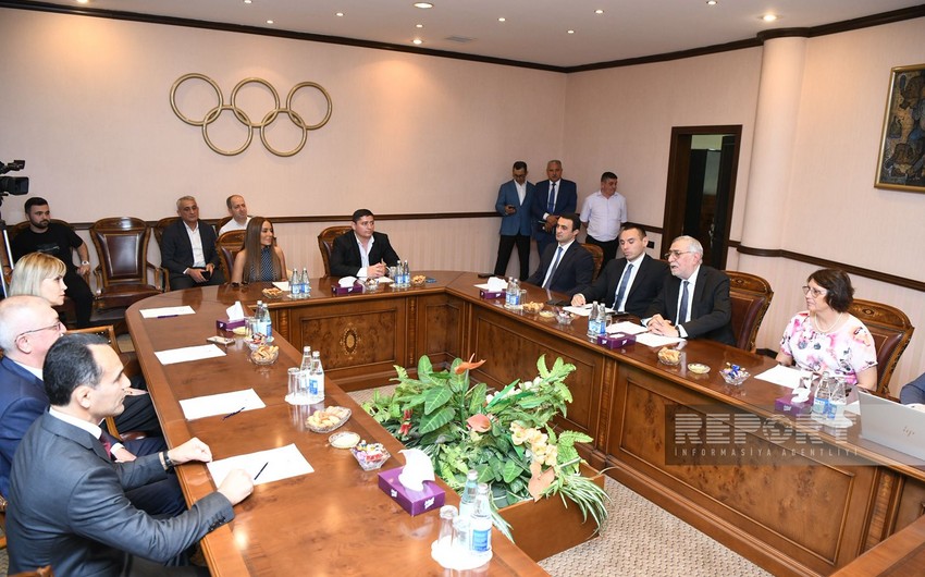 Milli Olimpiya Komitəsində iclas keçirilib - FOTOLAR