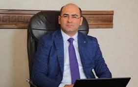 12 il sonra vəzifəsindən azad olundu