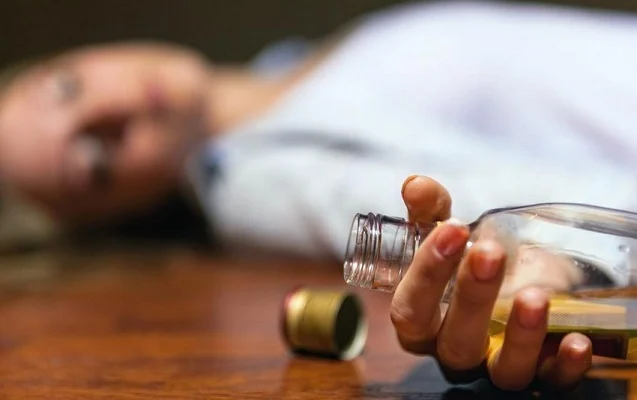 33 yaşlı qadın sirkə turşusundan zəhərlənib öldü