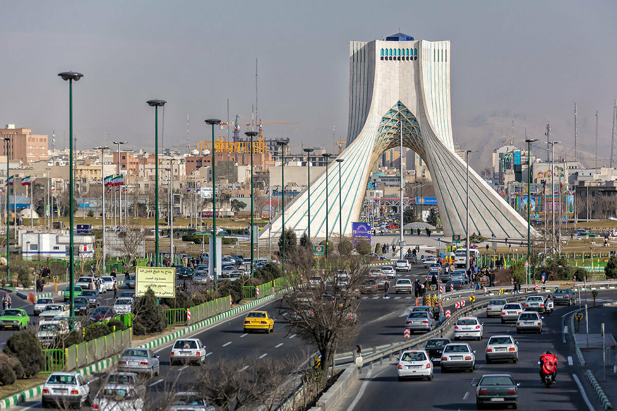 Tehran icra strukturlarının əməkdaşları məsafədən iş rejiminə keçirlər