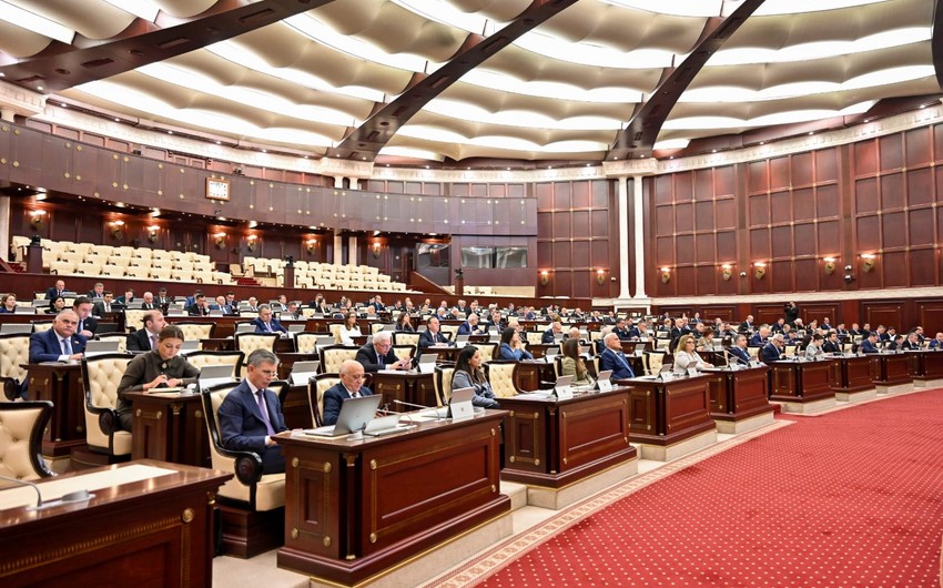 Milli Məclisin sabahkı plenar iclasının gündəliyi dəyişib
