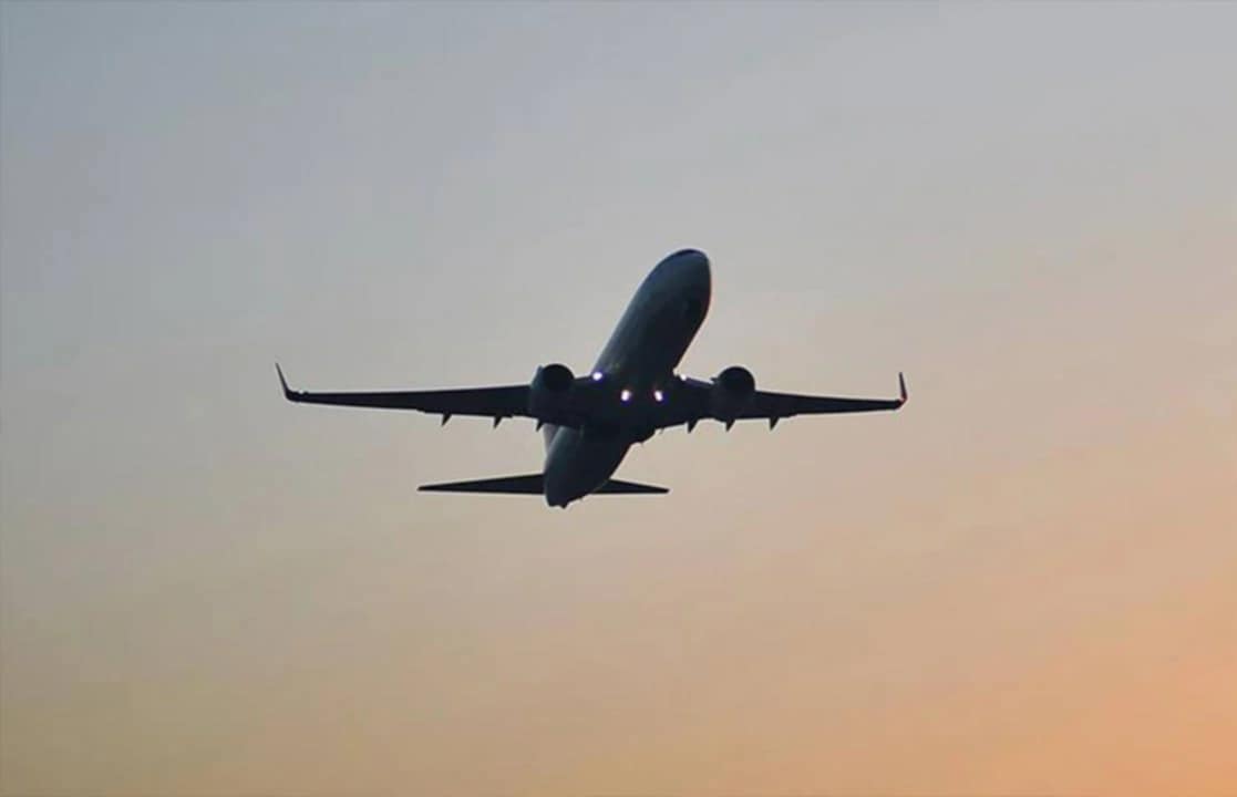 Küveyt hava məkanını yenidən açdı