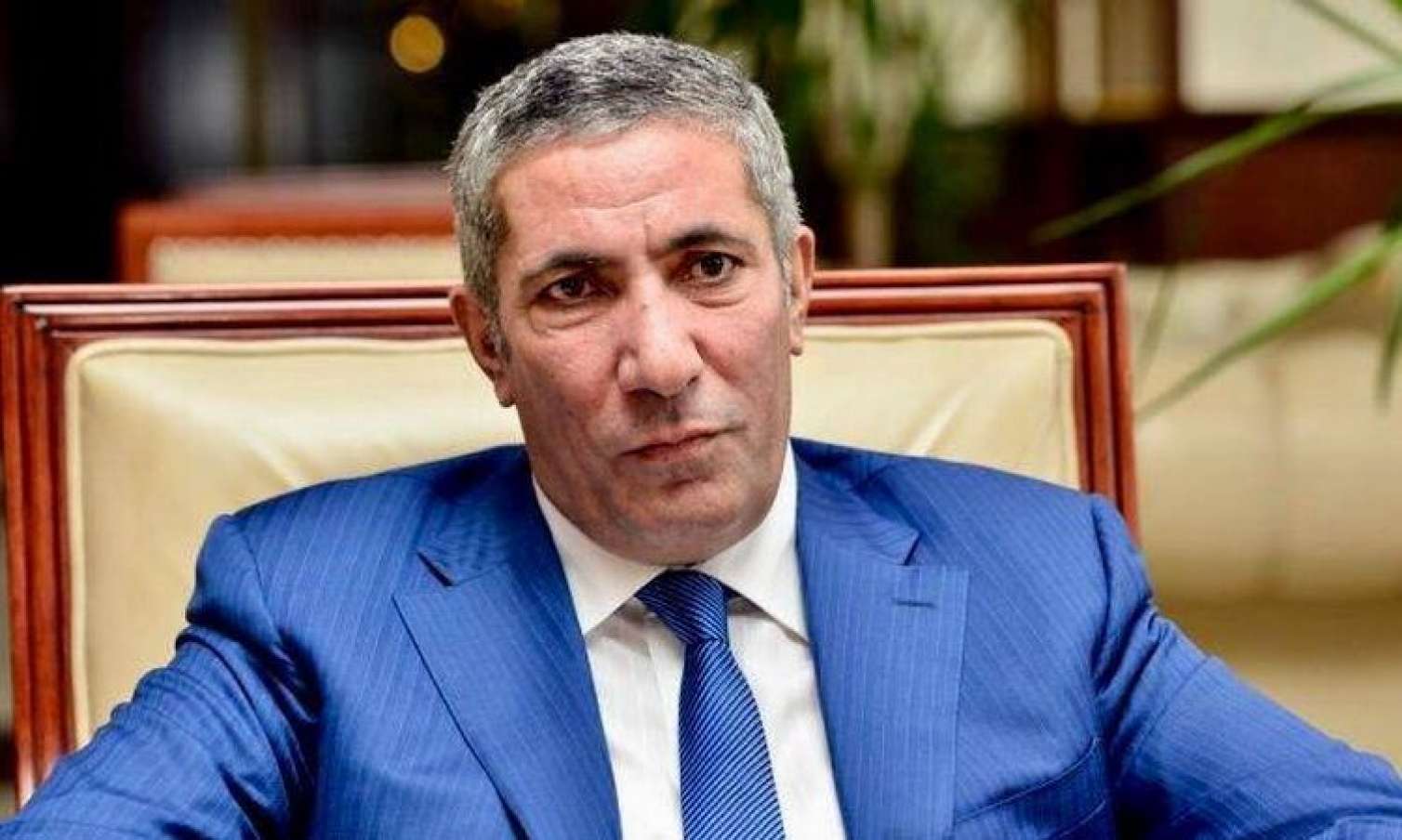 Deputat: "Uşaqlarını Avropanın bahalı universitetlərində oxutdururdular"