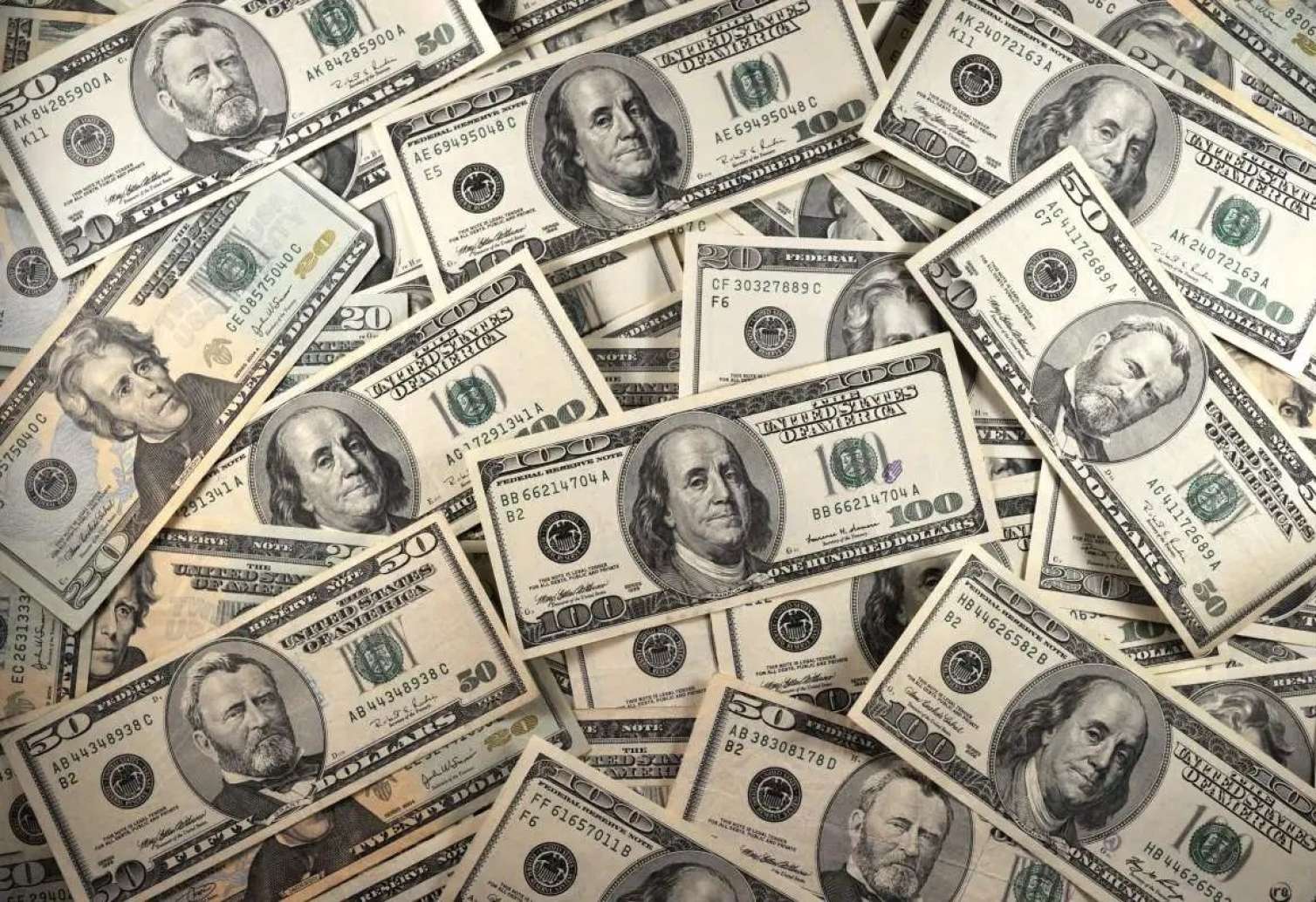 Ukraynanın dövlət borcu bir ayda 1 milyard dollar artıb