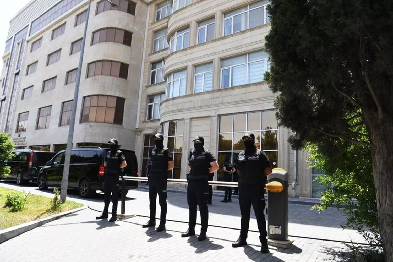 Rusiya agentliyinin əməkdaşı Bakıda SAXLANILIB