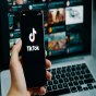 İstifadəçilər “TikTok”da orta hesabla 99 dəqiqə vaxt keçirir