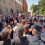 Polis Eçmiədzin kilsəsində axtarış aparır - VİDEO