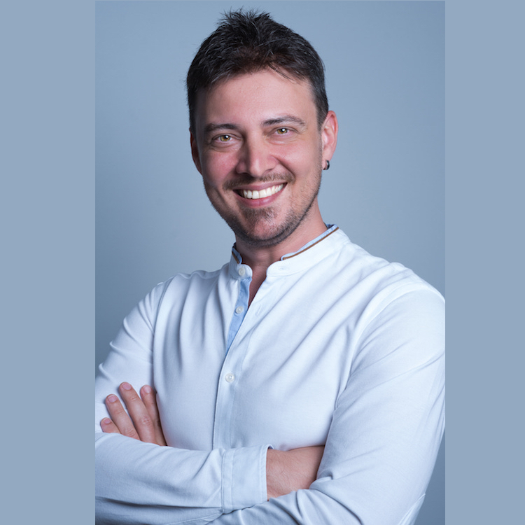 Türkiyəli məşhur cərrah: “Azərbaycandan gələnlər daha çox...” - VİDEO