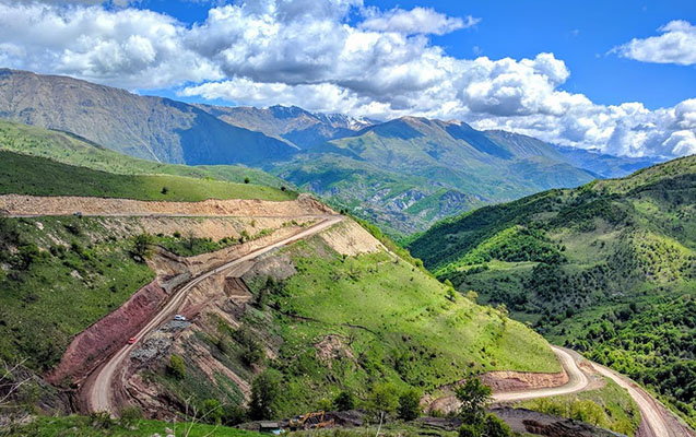 Kəlbəcərdə hərbçilər qəzaya düşdü: Yaralılar var