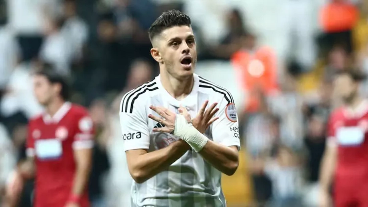 Almaniya klubu "Beşiktaş"ın ulduzuna 10 milyon avro təklif edib