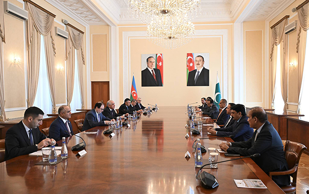 Əli Əsədov Pakistan Milli Assambleyasının sədri ilə görüşdü