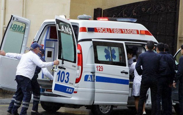Ağdam-Füzuli yolunda mikroavtobus aşdı: 20 yaralı
