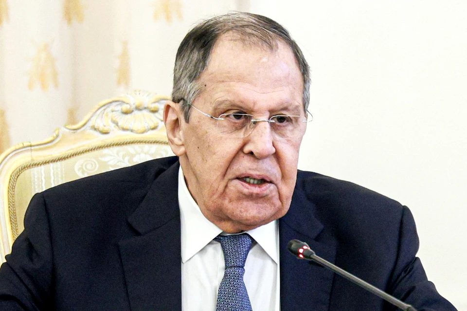 Lavrov Qrenlandiyadan danışdı