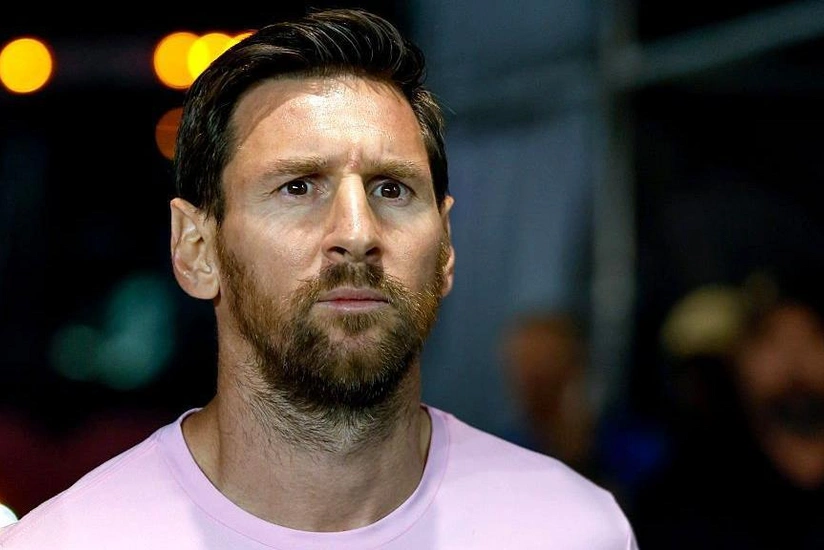 Yoldaşlıq görüşü Messiyə görə ləğv edildi