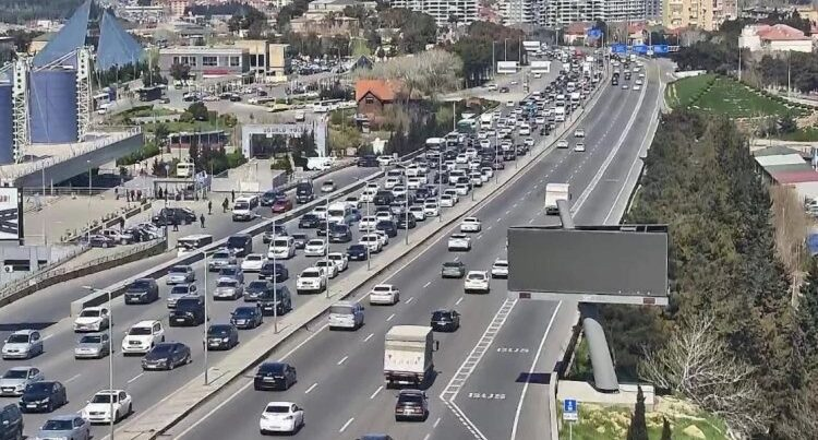 Sürücülər rayonlardan Bakıya buraxılmayacaq? - RƏSMİ