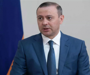 Qriqoryan delimitasiyadan danışdı