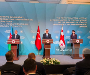 Azərbaycan, Türkiyə və Gürcüstan XİN rəhbərləri TRIPP-in icrasını müzakirə edib