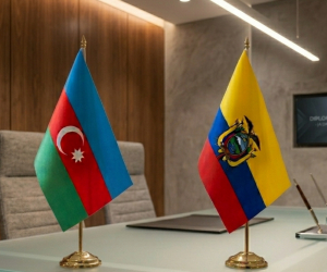 Azərbaycanla Ekvador qarşılıqlı diplomatik və xidməti pasport sahiblərini viza tələbindən azad edir