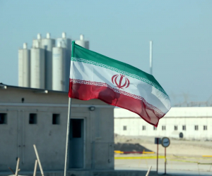 İran nüvə obyektlərini minaladı