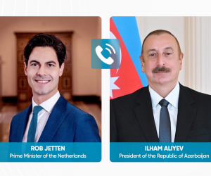 İlham Əliyev Niderlandın Baş naziri ilə telefon danışığı aparıb
