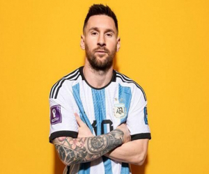 Argentinada 26 metrlik Messi heykəli ictimaiyyətə təqdim olundu