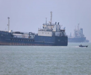 Hörmüzdə 3 tanker saxlanıldı 