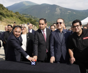 İran və Ermənistan Zəngəzurda YOL TİKİR