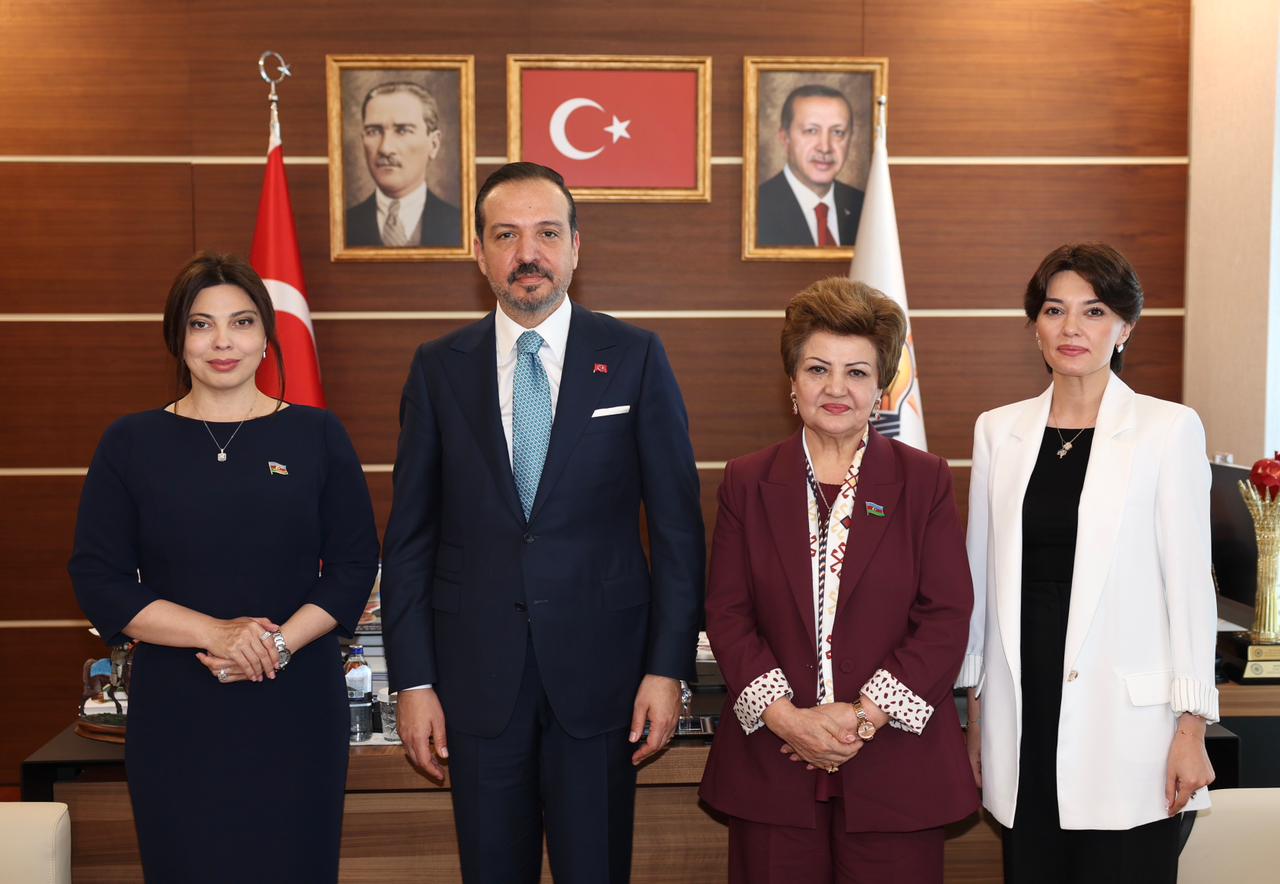 Azərbaycanlı deputatlar Ərdoğanın müavini ilə görüşüblər - FOTOLAR