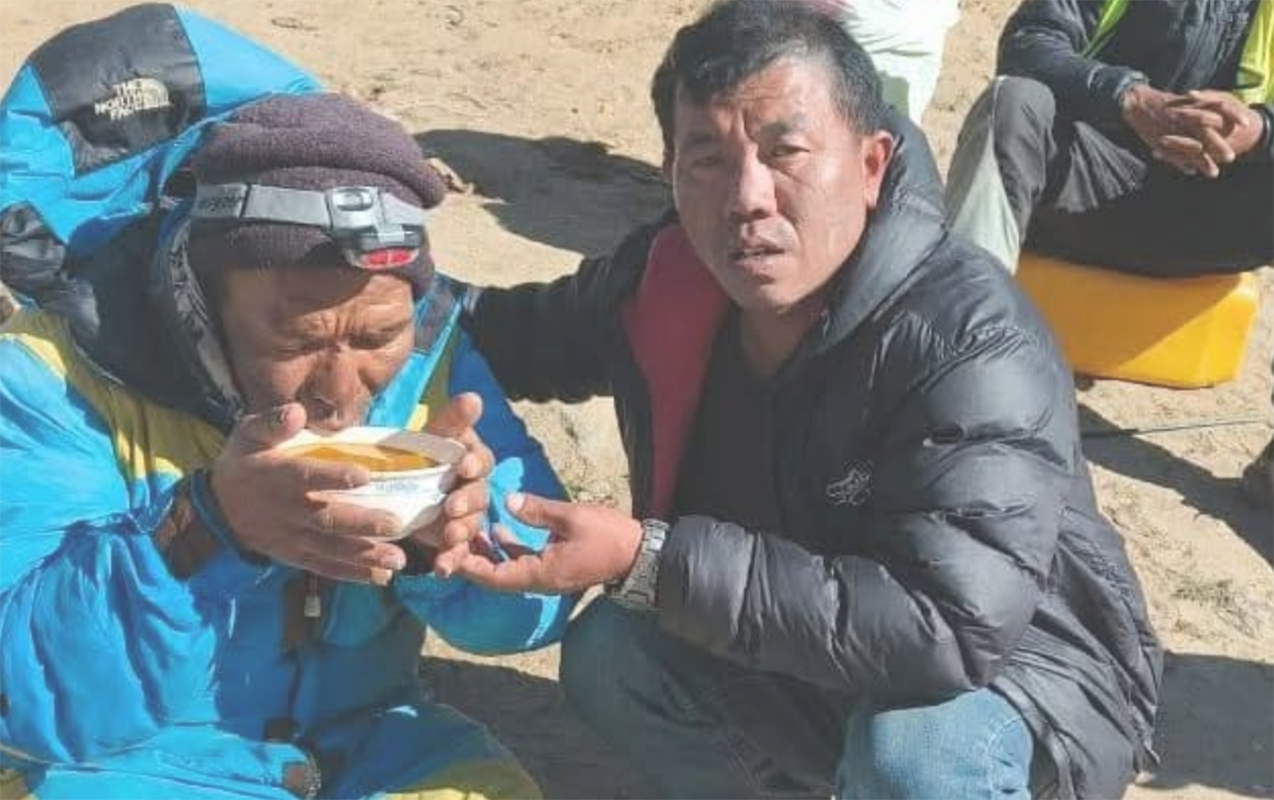 6 gün Everestdə ac-susuz qaldı - Təsadüfən tapdılar
