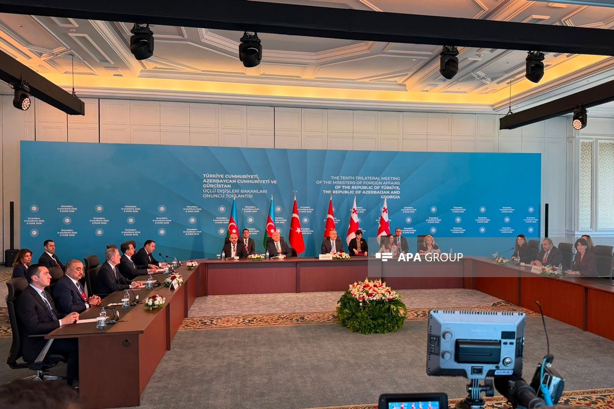 Azərbaycan–Gürcüstan–Türkiyə XİN rəhbərlərinin üçtərəfli görüşü başlayıb - FOTO