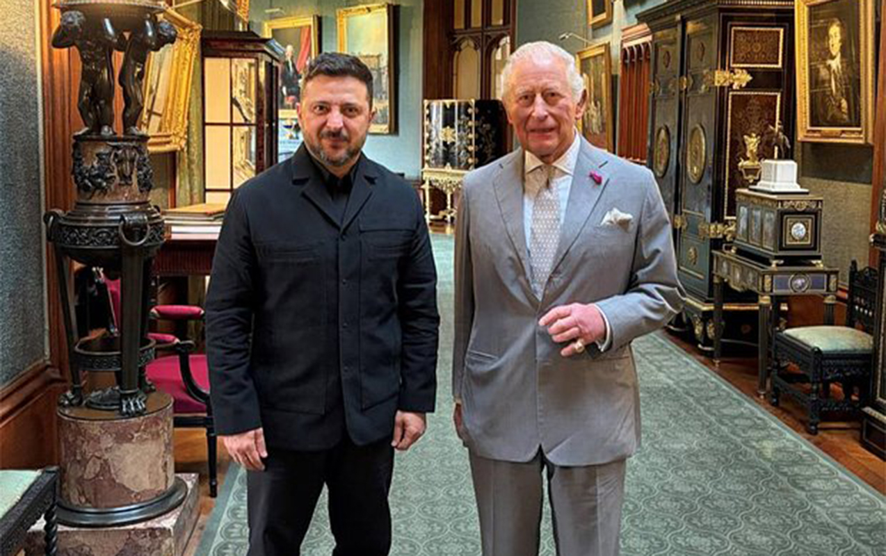 Zelenski Londonda kralla görüşdü