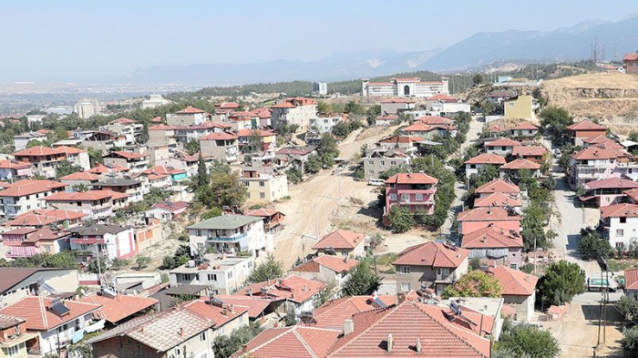 Sənədsiz ev problemi: Vətəndaşın xeyrinə həll edilməlidir - Hüquqşünas MÖVQEYİ